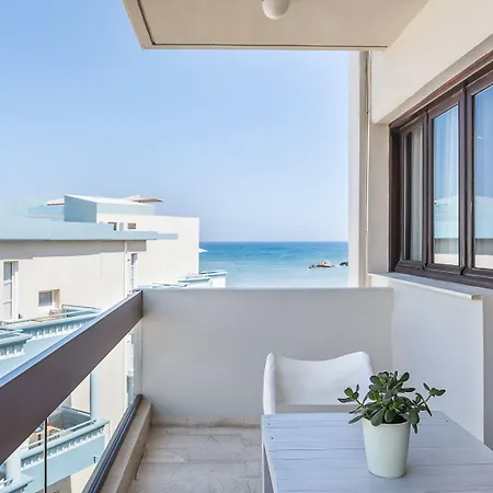 Magia * Hriszí Aktí Haniá