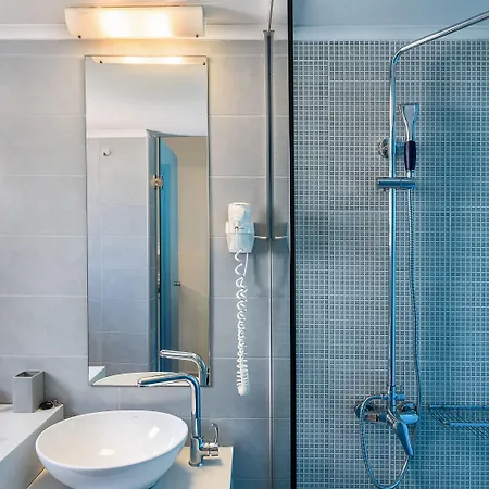 Magia * Hriszí Aktí Haniá