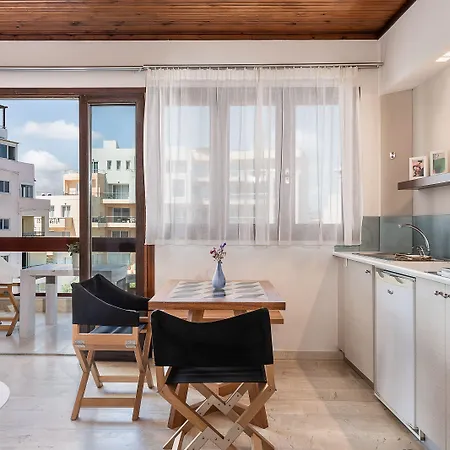 Magia Apartman Hriszí Aktí Haniá