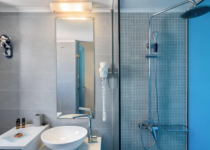 Magia * Hriszí Aktí Haniá